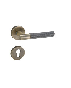 Türbeschlag TITAN 07 CROSS CUT – Türklinke mit Diamant Cut in AB Antique Brass – PZ