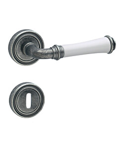 Tasha 1028P/261 Rosettengarnitur Antik Iron / Porzellan weiß von Fimet